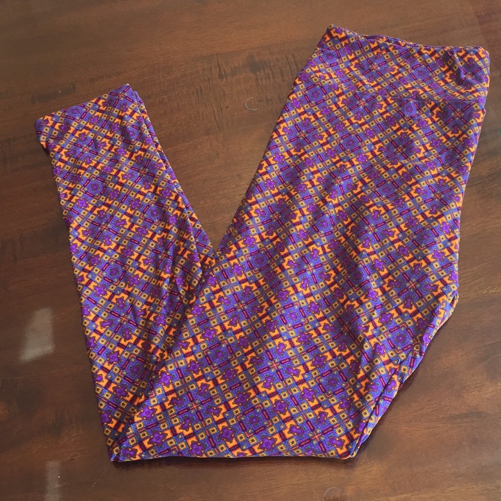 TC NWOT LuLaRoe Leggings C06 03